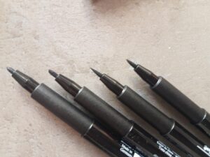 Feutres Faber-Castell Pitt : Avis et Comparatif des 5 Meilleurs